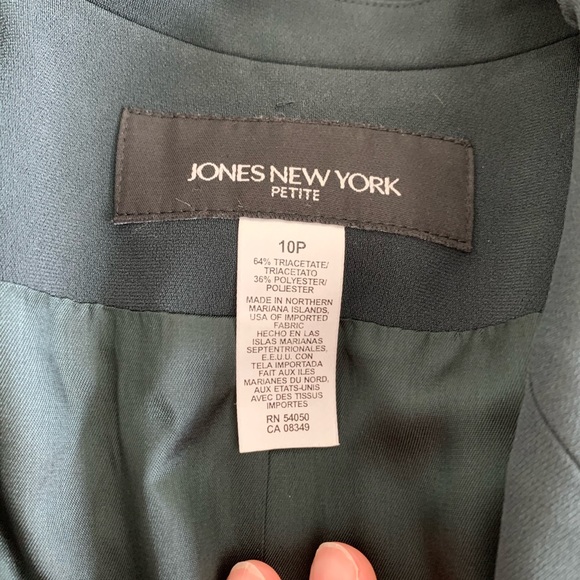 Jones New York Hunter Green Blazer - Picture 4 of 4